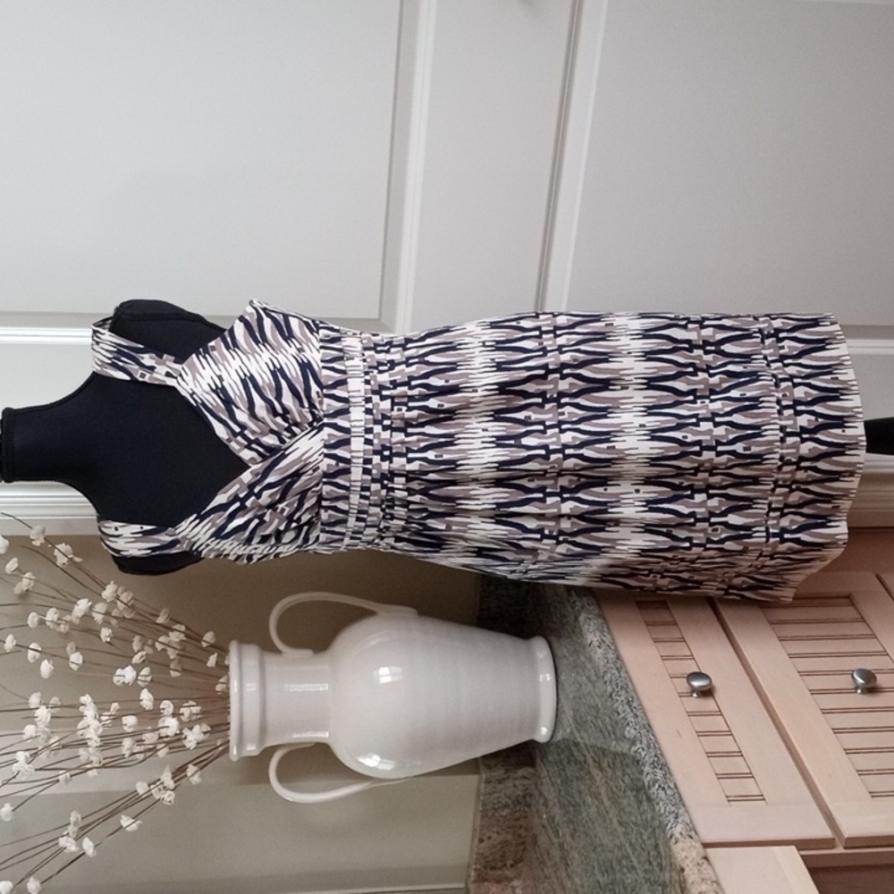 NWT Ann Taylor Special Occasion Dress Size 6